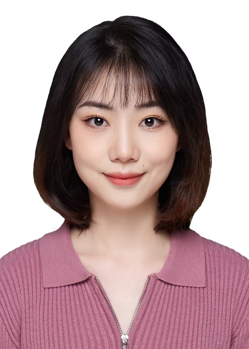 李娜+专项办公室主任+助教+研究生+中共党员