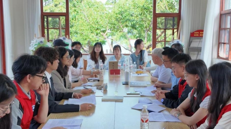 循迹乡土文脉问道复兴征程——昆明文理学院马克思主义学院第十二期“学而时习”读书会图片2 循迹乡土文脉问道复兴征程——昆明文理学院马克思主义学院第十二期“学而时习”读书会图片2